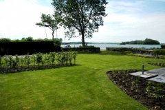 Naar een tuinontwerp van tuinarchitect Janine ten Horn.  